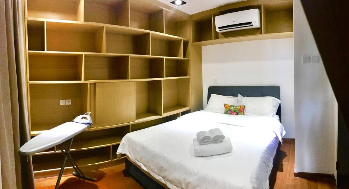 B.Suites 21 Кота-Кинабалу Экстерьер фото